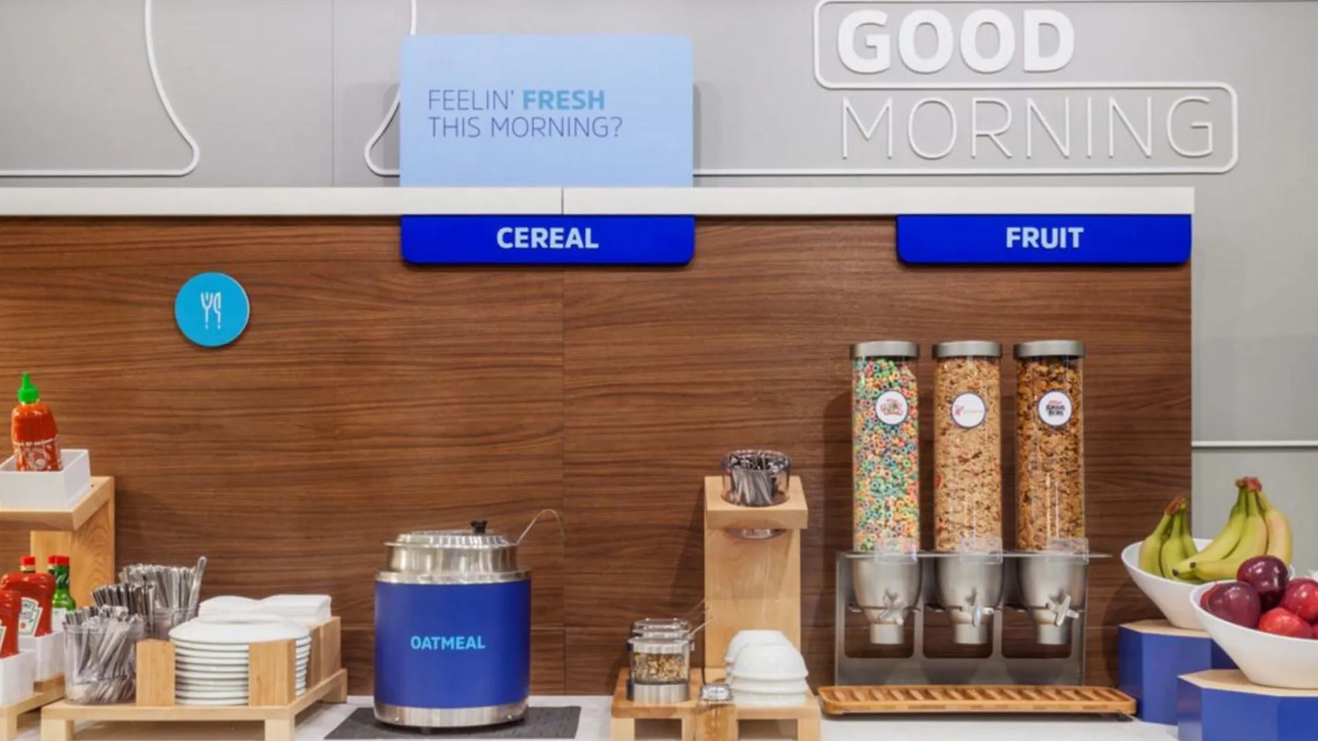 Отель Holiday Inn Express Edmonton Downtown By Ihg